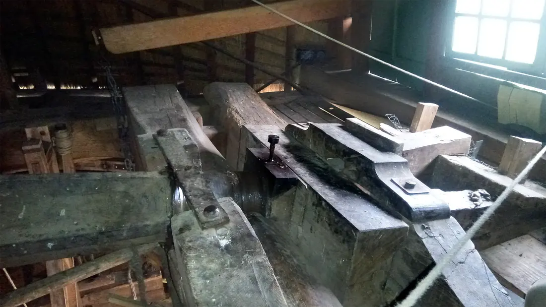 21, Molen 01784 bis Het Fortuin (Arnhem), Philip Pijnnaken (9-10-2023)&nbsp;Op deze foto is duidelijk de dubbele penbalken in de kap te zien. Zie geschiedenis. | Database Nederlandse molens
