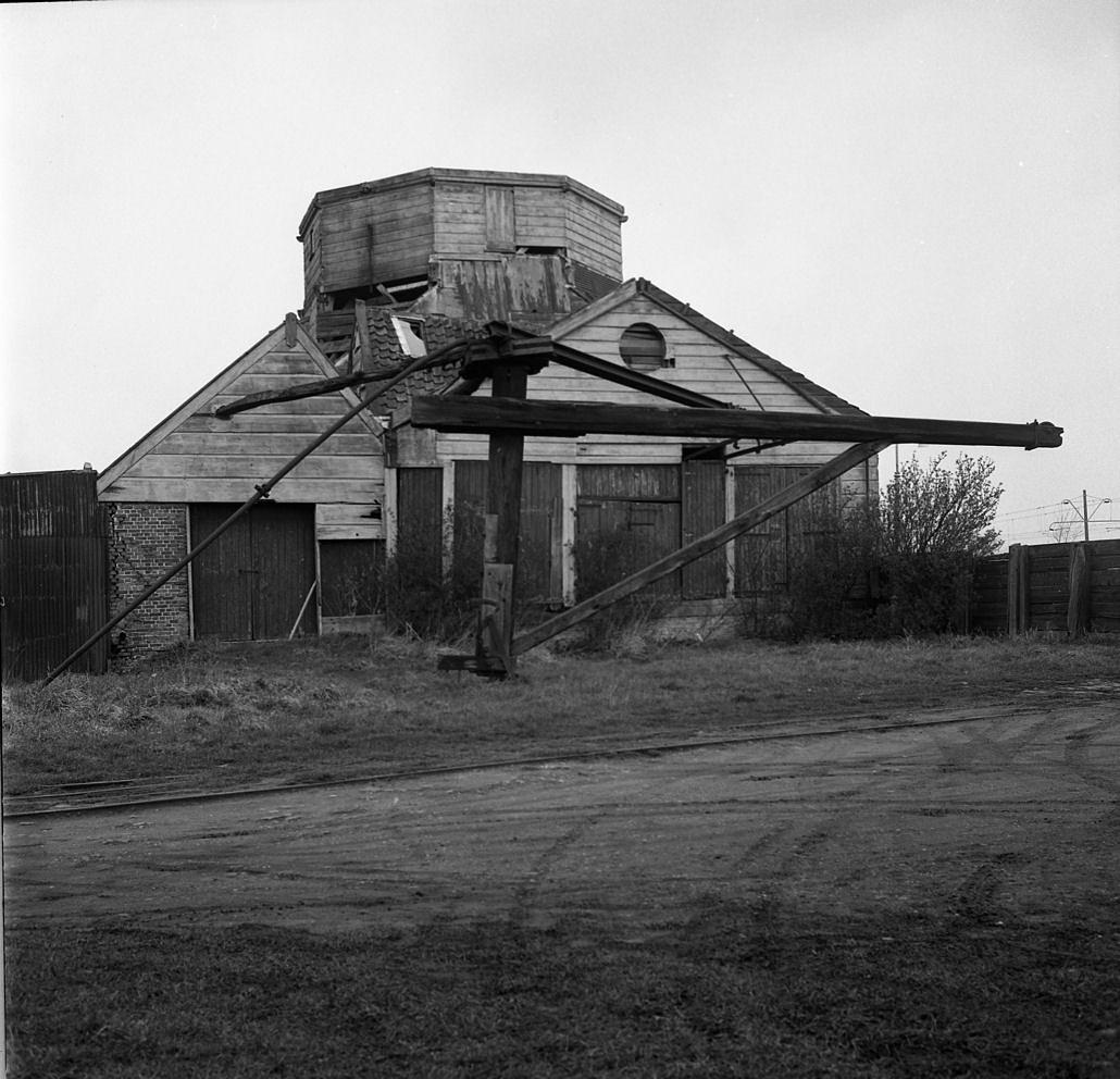 10, Molen 03526 e Clarissa Maria / v/h Het Fortuijn(tje) (Rijswijk), Foto collectie P. van Houten, 1975 | Database Nederlandse molens