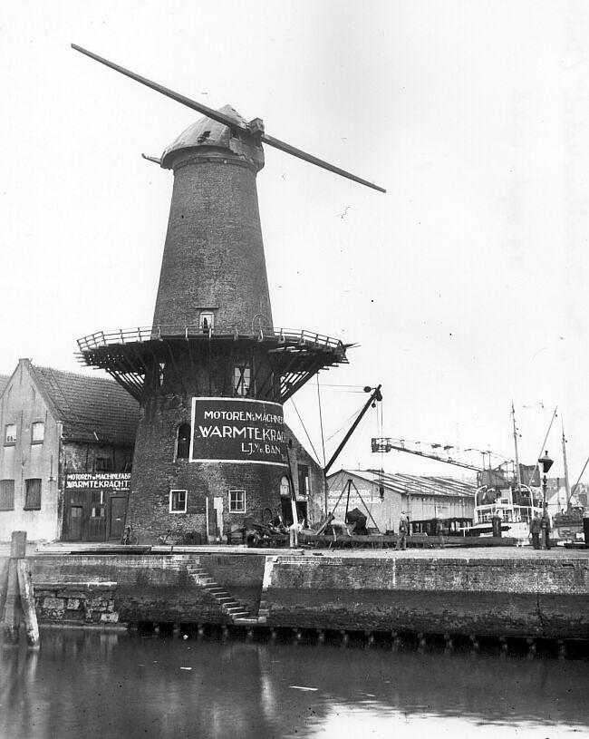 4, Molen 01170 De Distilleerketel (1e)/ Pelgrimmolen (Rotterdam, stadsdeel Delfshaven), Foto onbekend, collectie DVM | Database Nederlandse molens