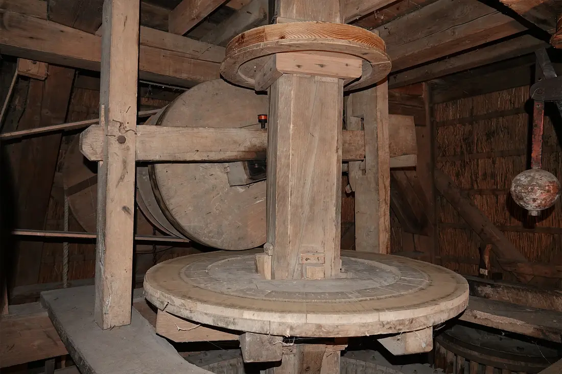 18, Molen 00402 De Warkense Molen (Warnsveld), Vincent Mepschen (04-11-2023)&nbsp; | Database Nederlandse molens