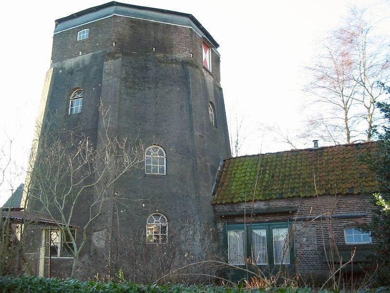 10, Molen 00687 Molen Smid / Molen Busch (Assen), Foto W.Jans, opname 18 dec 2003 | Database Nederlandse molens