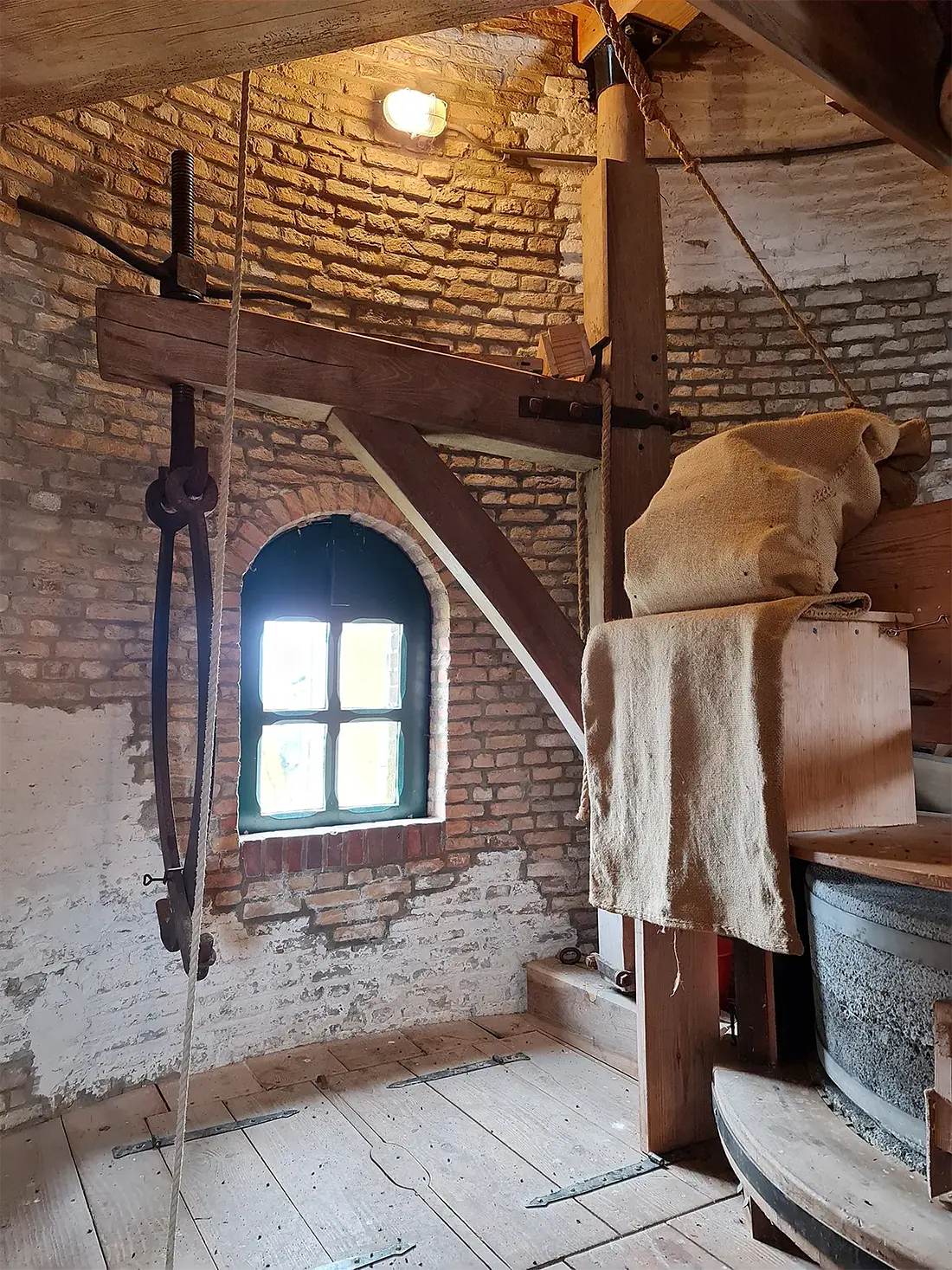 15, Molen 01885 De Dankbaarheid (Herkingen), Pieter Zuijkerbuijk (24-02-2024)&nbsp; | Database Nederlandse molens