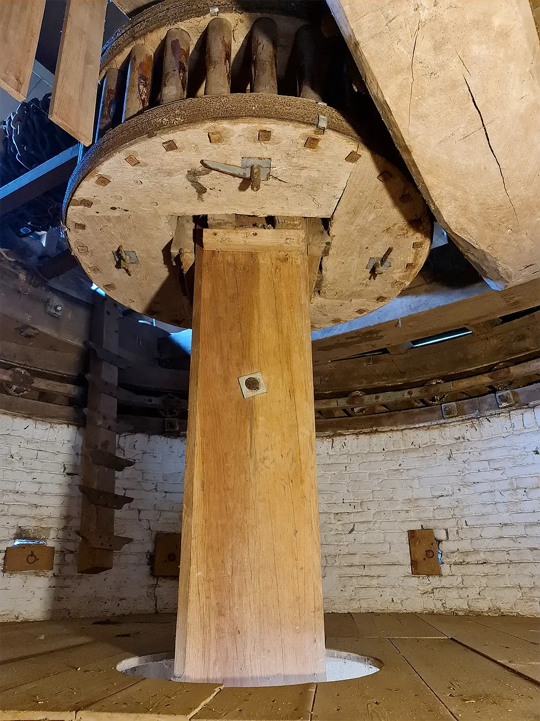 29, Molen 01886 De Eendracht (Dirksland), Pieter Zuijkerbuijk (27-01-2024)&nbsp; | Database Nederlandse molens