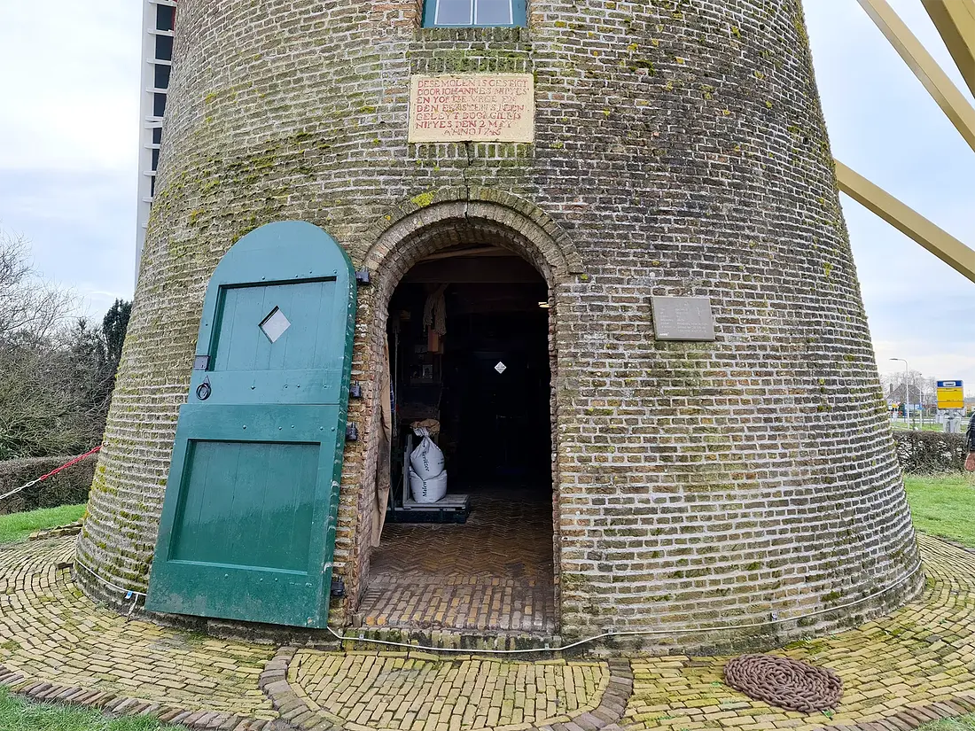 9, Molen 01889 De Korenaar (Stad aan 't Haringvliet), Pieter Zuijkerbuijk (10-02-2024)&nbsp; | Database Nederlandse molens