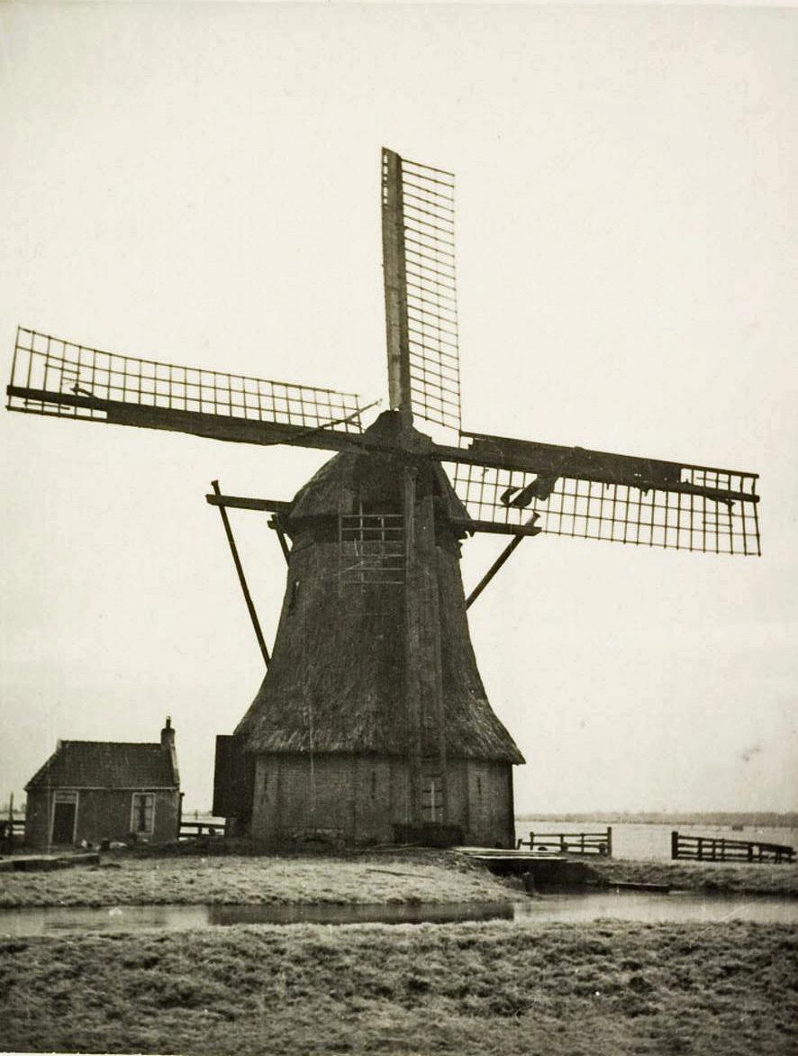 1, Molen 03053 Waterschap Kolkhuizen / Polder 29, Spookmolen / Spûkemole (Birdaard/ Burdaard), Foto onbekend, coll. DVM | Database Nederlandse molens