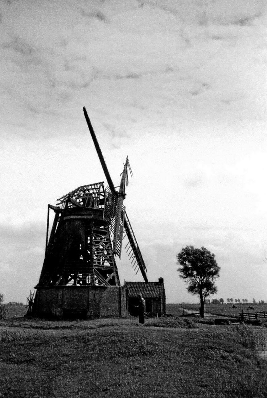 2, Molen 03053 Waterschap Kolkhuizen / Polder 29, Spookmolen / Spûkemole (Birdaard/ Burdaard), Foto coll. DVM | Database Nederlandse molens