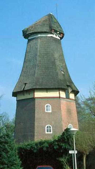 2, Molen 01851 De Jonge Gerrit / Mölle van Iesseldiek (Wijhe), Foto W. Jans, opname 21-04-2002 | Database Nederlandse molens