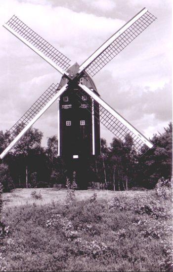 Molen 01027 Wissink's Möl (na de verplaatsing naar Buurse) (Haaksbergen), Foto: G.H.Varwijk Sr., opname 15 september 1972, coll DVM | Database Nederlandse molens