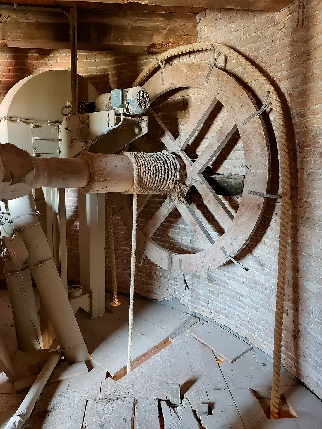 32, Molen 01899 De Hoop (Ouddorp), Pieter Zuijkerbuijk (02-03-2024)&nbsp; | Database Nederlandse molens