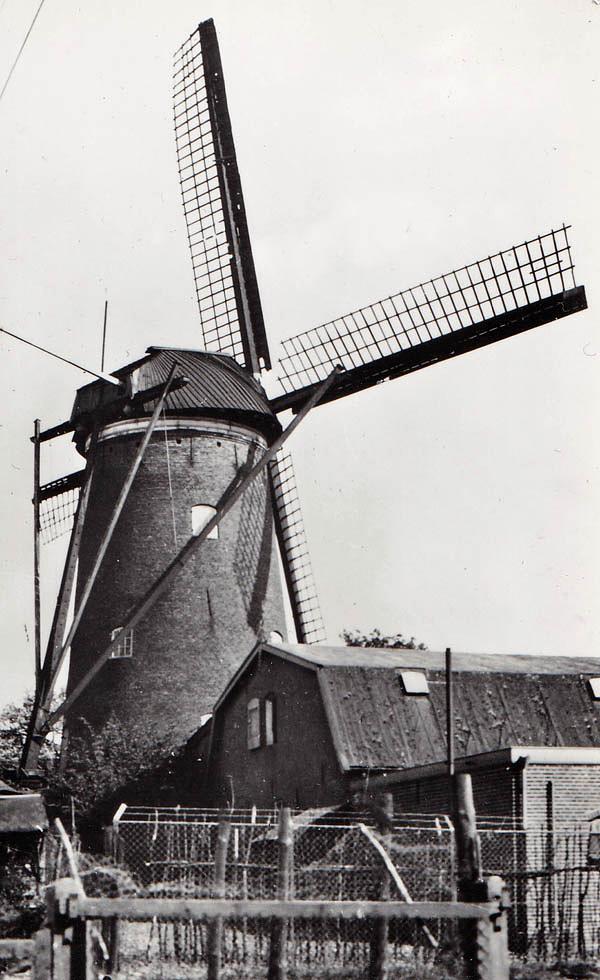 1, Molen 02482 Maallust (Amerongen), Ansichtkaart, Voerman, opn. juni 1967, serie II, nr 10, coll. DVM | Database Nederlandse molens