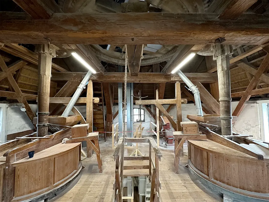 11, Molen 01854 Bökkers Mölle (Olst), Eli Langkun (16-03-2024)&nbsp;De steenzolder | Database Nederlandse molens