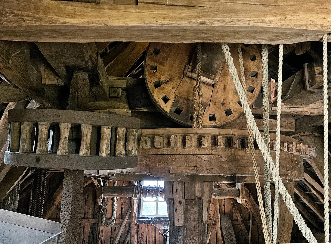 19, Molen 02605 Opwettense Watermolen (Opwetten), Lukas Vandael (10-03-2024)&nbsp;Aandrijving van luiwerk | Database Nederlandse molens