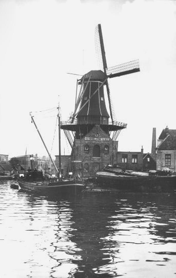 1, Molen 00808 De Adriaan (Haarlem), Foto: n.n., collectie Bart Jongsma | Database Nederlandse molens