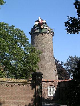 2, Molen 01570 Elderse Molen / De Ellenaar (Mierlo), Foto Thijs Michielsen, opn. 10-09-2006 | Database Nederlandse molens