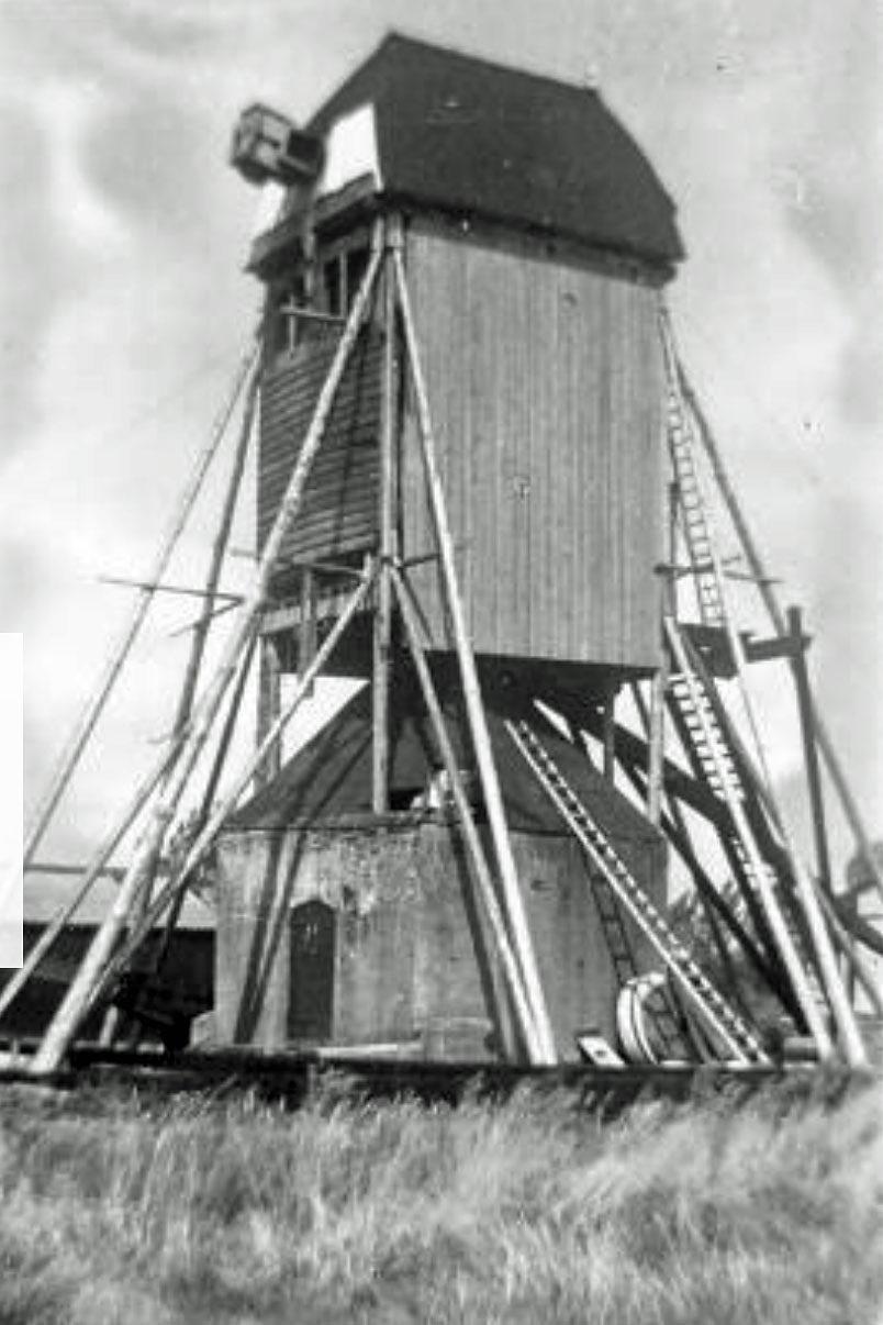 3, Molen 06400 Molen Van Dieten (2e plek) (Volkel), coll DHM, foto PWEA van Bussel, opn 1965, neg. nr 62 | Database Nederlandse molens