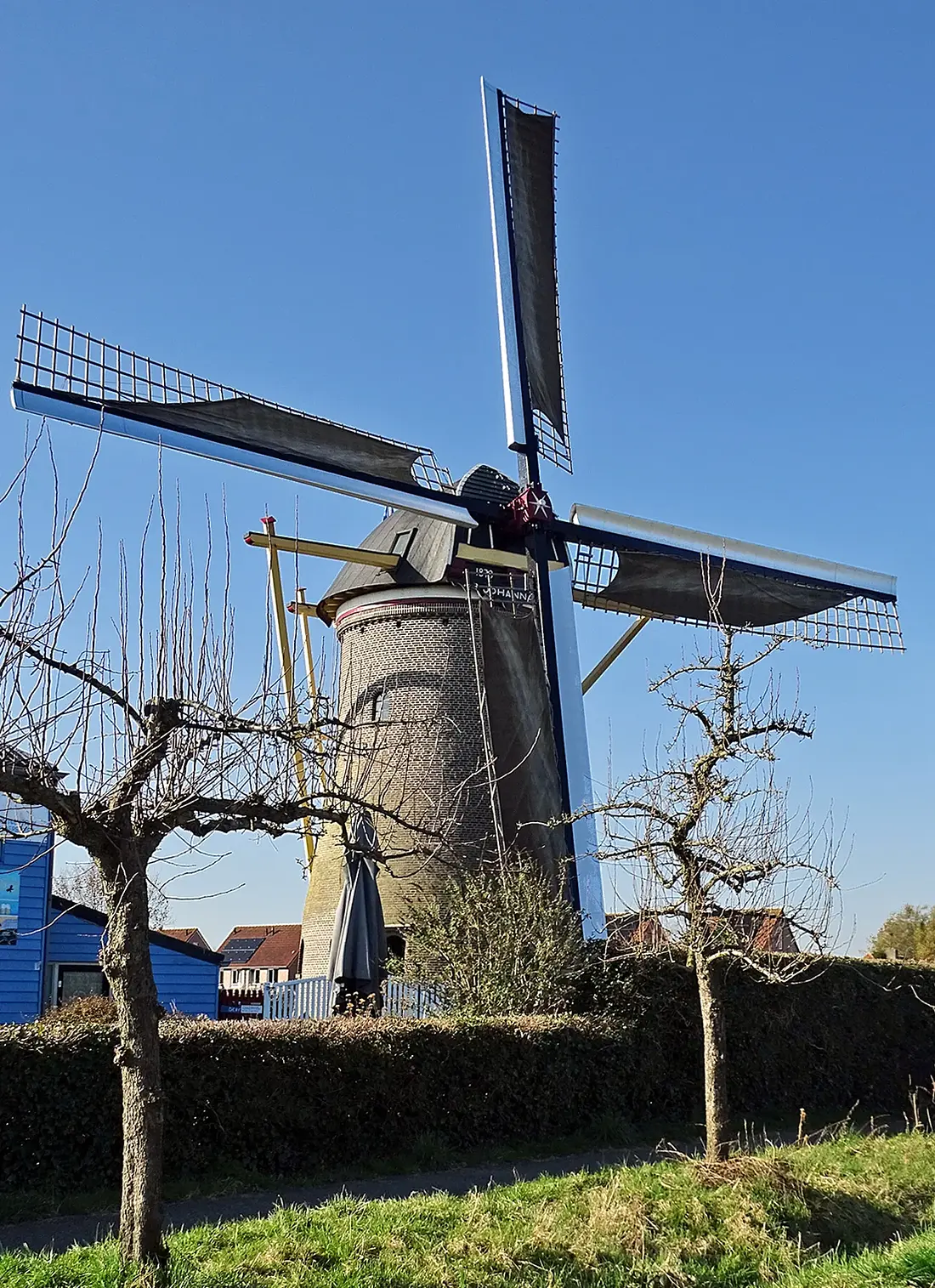 Molen 00258 Johanna (Culemborg), Martin E. van Doornik (08-03-2025)&nbsp;De Johanna met het nieuwe Van Bussel-systeem | Database Nederlandse molens