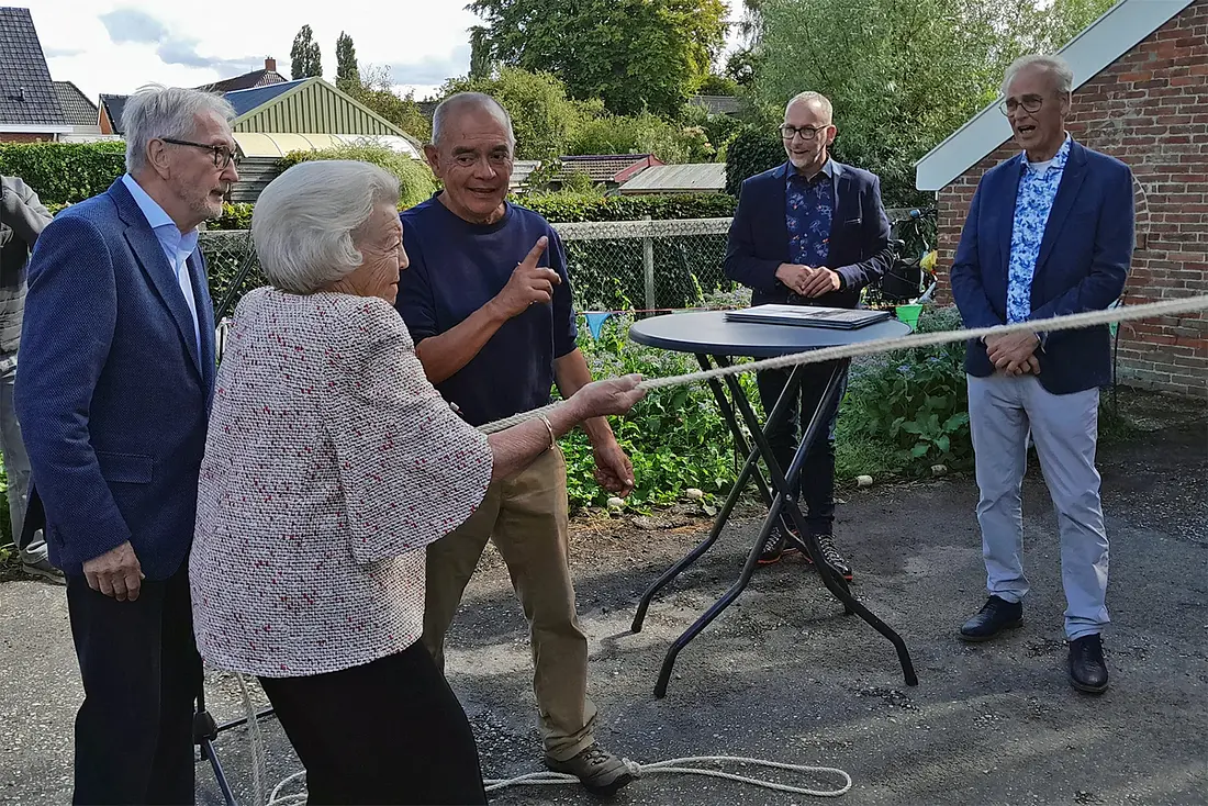 5, Molen 00551 De Noordstar (Noordbroek), Martin E. van Doornik (13-09-2024)H.K.H. prinses Beatrix der Nederlanden verricht de heropeningshandeling. | Database Nederlandse molens