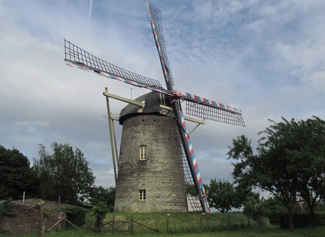 1, Molen 03936 Van Tienhovenmolen (Wolfshuis (Bemelen)), Piet Glasbergen, 12-06-2013 | Database Nederlandse molens