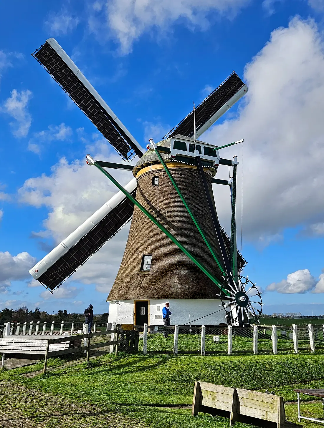 2, Molen 05152 Veendermolen (Roelofarendsveen), Lukas Vandael (27-10-2024)&nbsp; | Database Nederlandse molens
