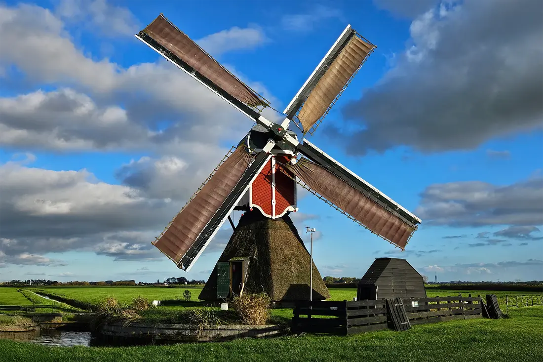 1, Molen 12220 De Kalkmolen (Hoogmade), Lukas Vandael (27-10-2024) | Database Nederlandse molens