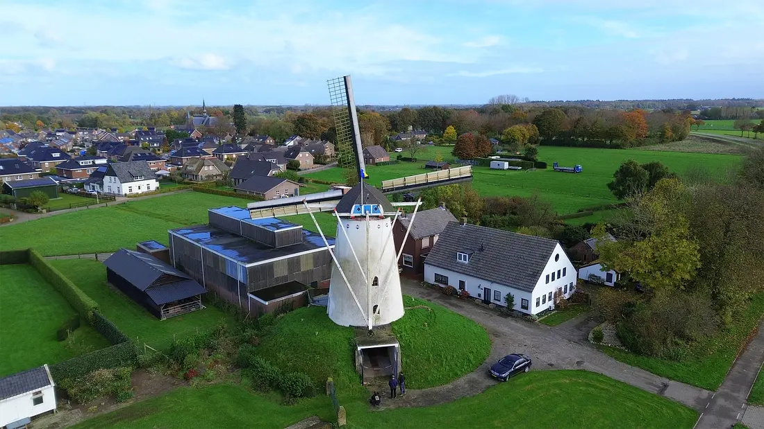 4, Molen 00865 De Korenbloem (Loil), Vincent Mepschen (02-11-2024)&nbsp; | Database Nederlandse molens