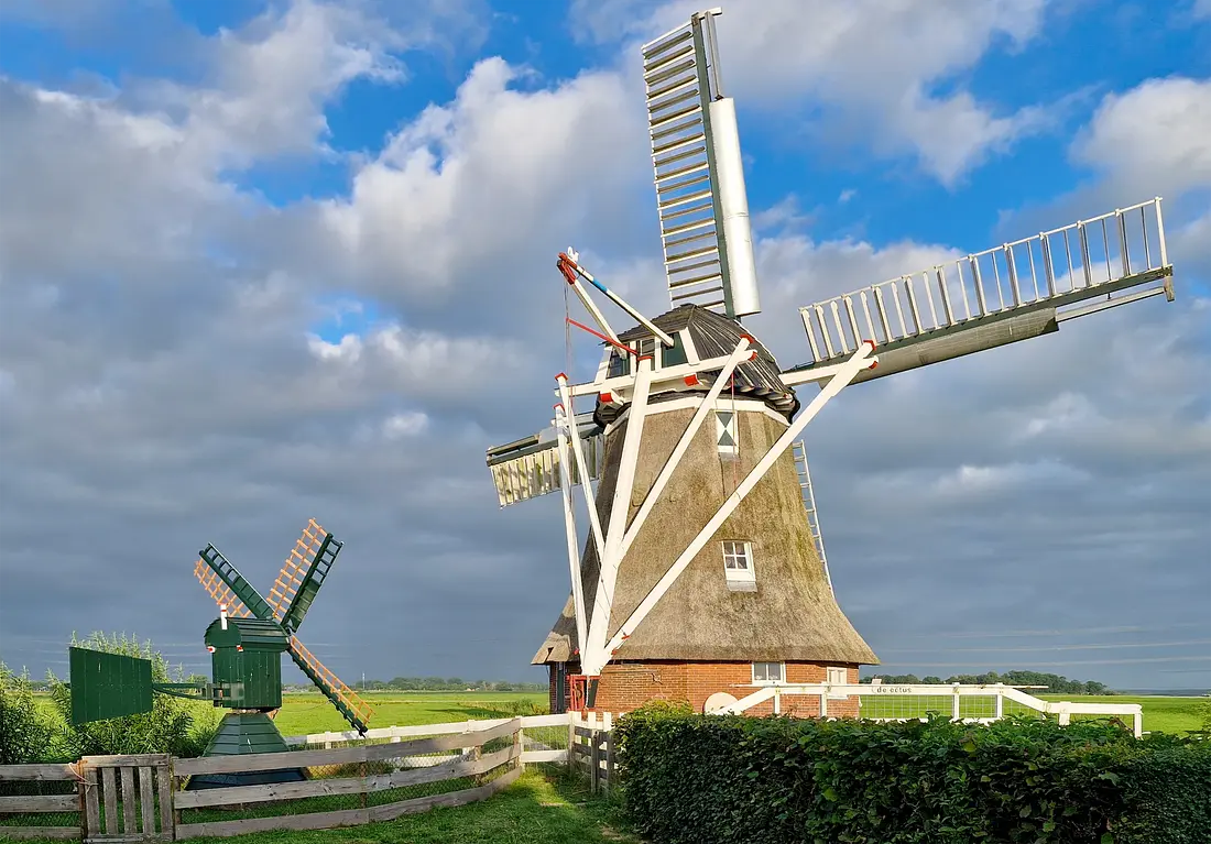 4, Molen 00475 De Eolus (Den Ham), Rob Hoving (09-07-2025)&nbsp;De Eolus en weidemolen Lutje Meuln zijn sinds juni 2025 herenigd. | Database Nederlandse molens