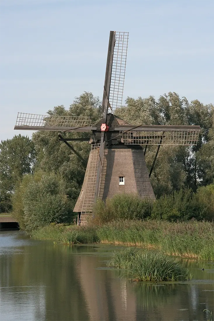 1, Molen 10674 (poldermolen) (Ophemert (vh. Wadenoijen)), Quistnix (9-9-2008)De molen op zijn voormalige plek. | Database Nederlandse molens