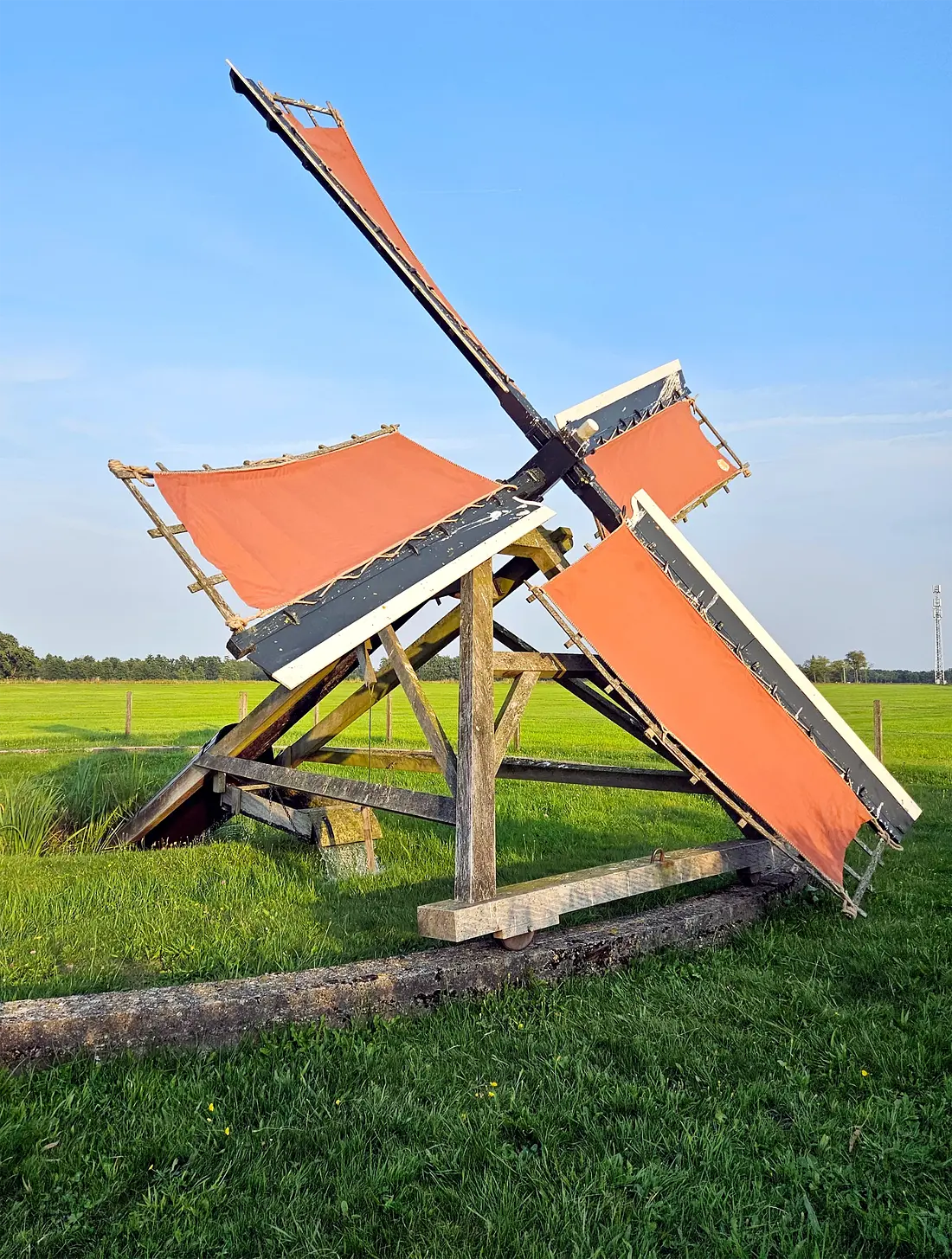 Molen 10018 (naamloos) (Augustinusga / Stynsgea), Lukas Vandael (14-08-2025)&nbsp; | Database Nederlandse molens