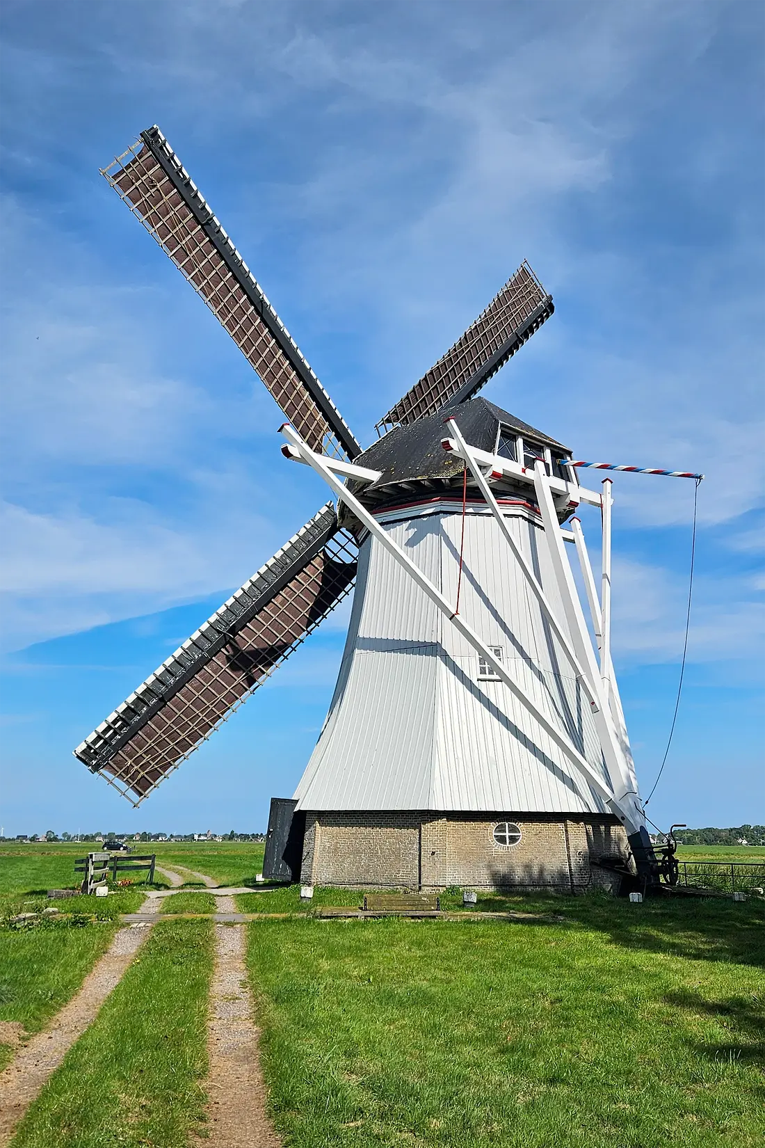 3, Molen 03050 De Olifant (Birdaard / Burdaard), Lukas Vandael (15-08-2025)&nbsp; | Database Nederlandse molens
