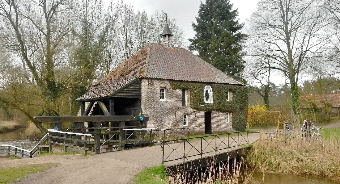 Molen 03514 a Leumolen of St. Ursulamolen (Nunhem), Tony Hop (11-4-2015) | Database Nederlandse molens