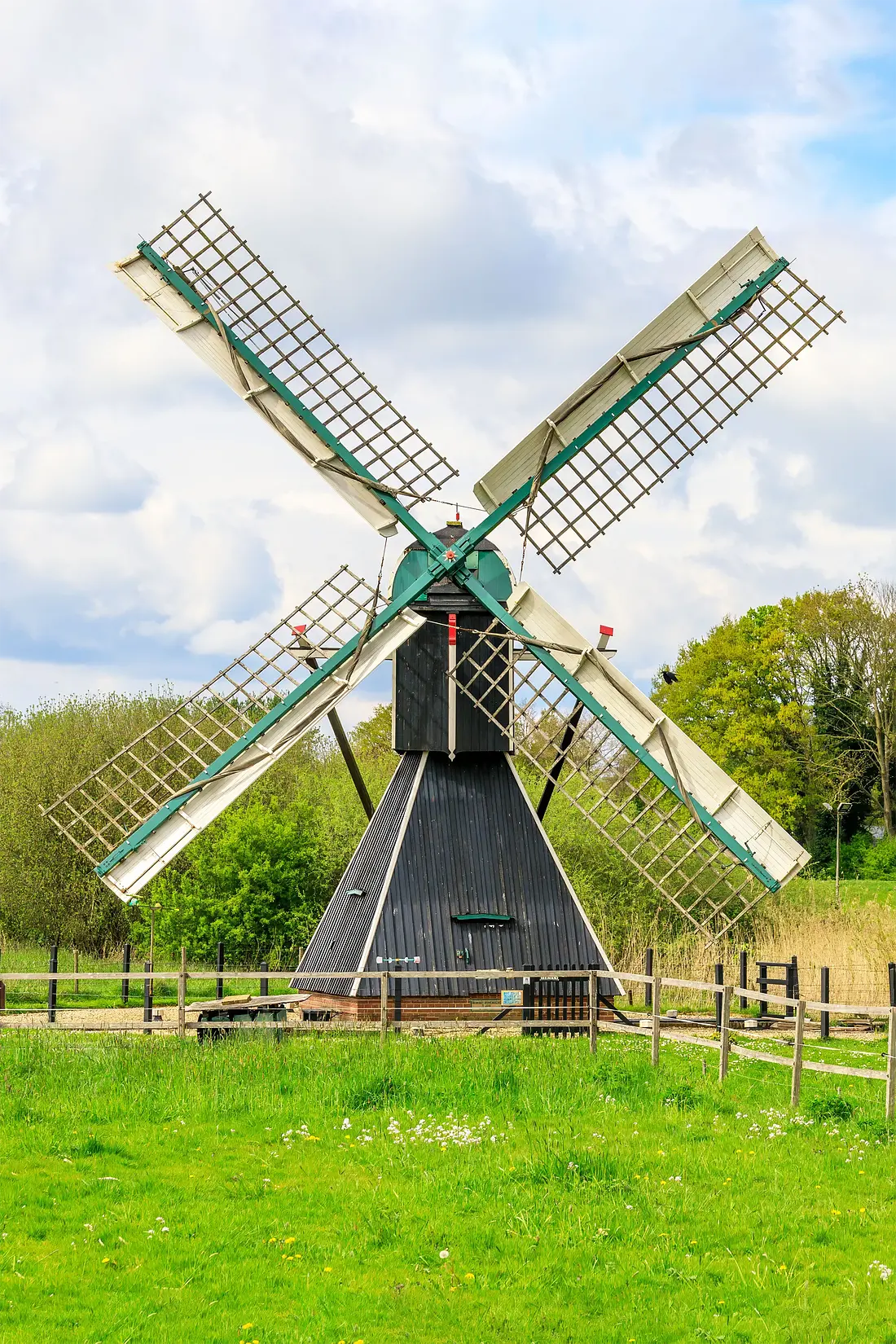 Molen 10003 Follega Molen (Laag-Keppel), Frank Hendriks (18-04-2025)&nbsp; | Database Nederlandse molens