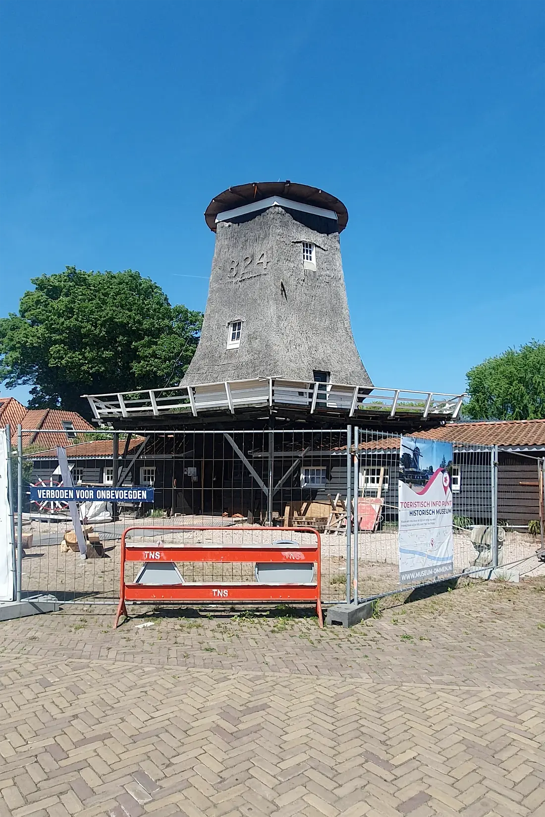 Molen 02635 Makkinga's Mölle (Ommen), Lasse Geerling (10-05-2025)&nbsp;De molen wordt momenteel omgebouwd tot zaagmolen. | Database Nederlandse molens