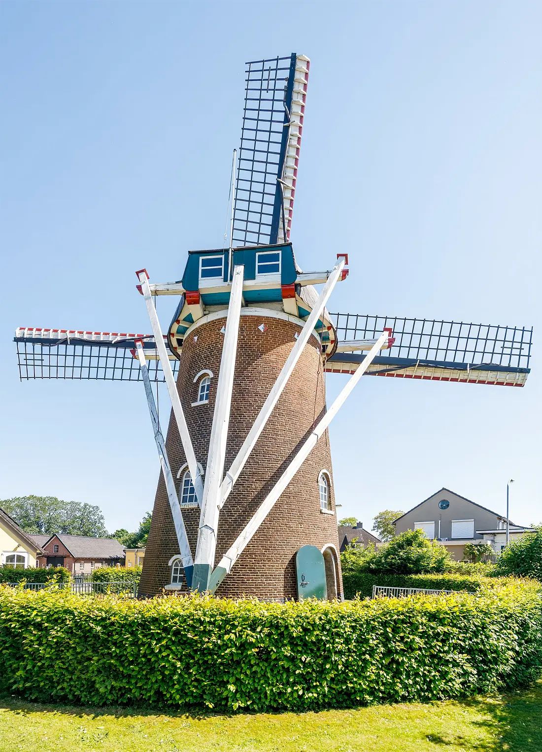 2, Molen 03124 Aurora (Dichteren), Frank Hendriks (11-05-2025) | Database Nederlandse molens