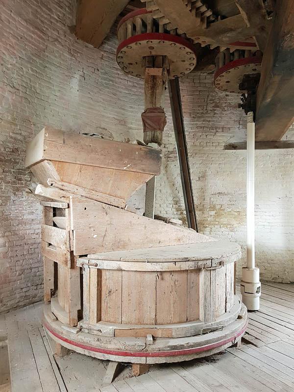 17, Molen 03532 De Hoop (Sint-Maartensdijk), Foto van Pieter Zuijkerbuijk opn. 07-09-2019 | Database Nederlandse molens