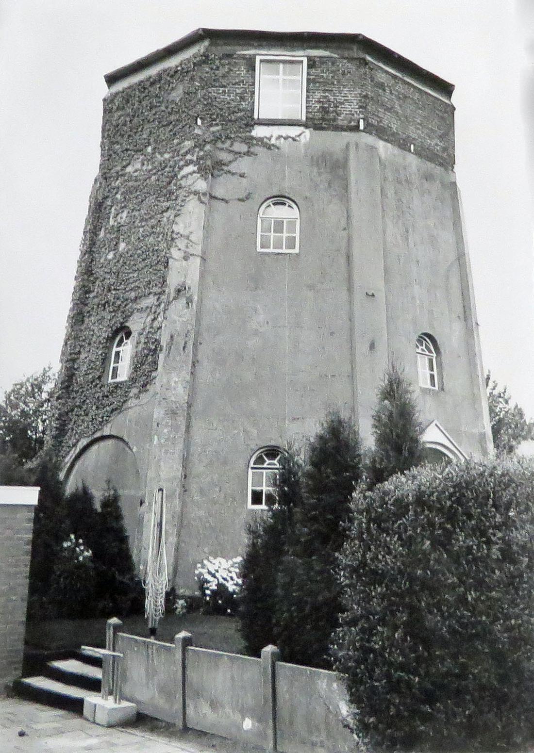 8, Molen 00687 Molen Smid / Molen Busch (Assen), Foto van G.J. Prudon | Database Nederlandse molens