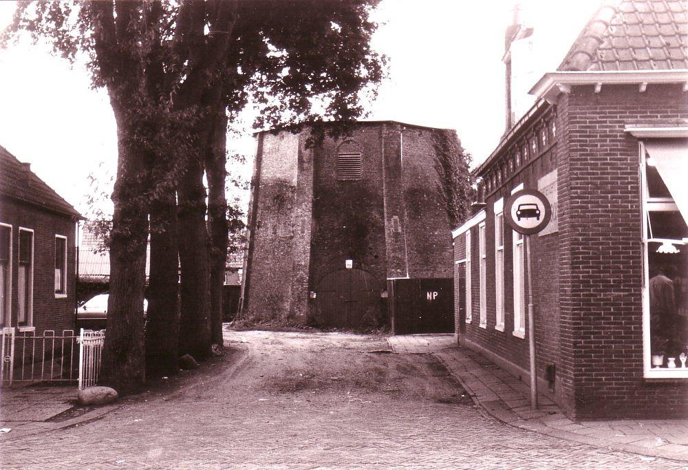 3, Molen 06462 j Molen van Beins (Emmen), Foto onbekend, opname 1987, coll DVM | Database Nederlandse molens