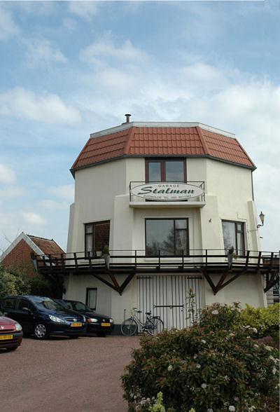 Molen 00467 Molen van Wiersema / Garage A.J. Stalman (Zuidwolde), Foto: Donald Vandenbulcke, opname 2008 | Database Nederlandse molens