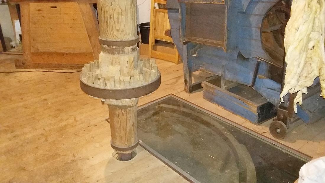 30, Molen 02730 Jan Pol (Dalen), Coen Manche (15-12-2018)De enige molen in Drenthe met een pel koppel. | Database Nederlandse molens