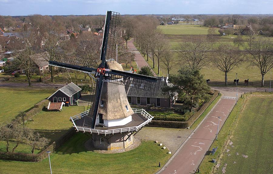 4, Molen 02756 De Vlijt (Diever), Menno Bos (10-3-2015)Gefotografeerd vanuit een vlieger.  | Database Nederlandse molens