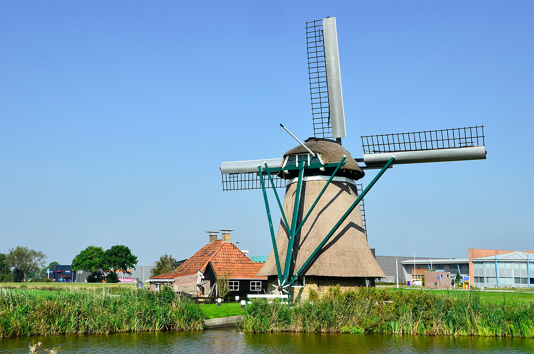 5, Molen 01438 Lonjé / Tadema's Molen (Bolsward / Boalsert ), Bernd Käding (17-9-2014) | Database Nederlandse molens