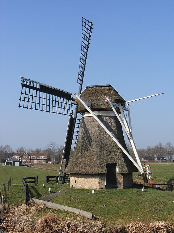 2, Molen 06905 De Mûnts (Buitenpost / Bütenpost), Martin E. van Doornik (15-3-2012) | Database Nederlandse molens