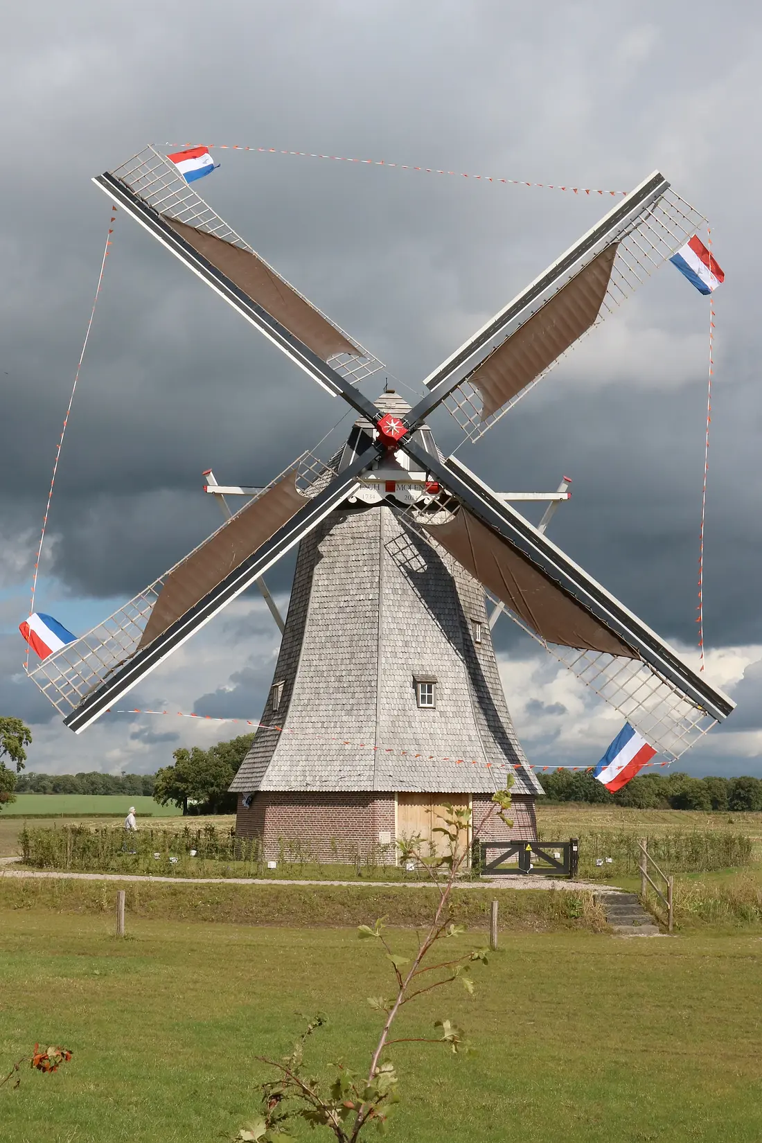 Molen 12231 De Eschmolen (Delden), Ronald Bakker (13-09-2025)&nbsp;De molen draait tijdens het Open Monumentenweekend. | Database Nederlandse molens