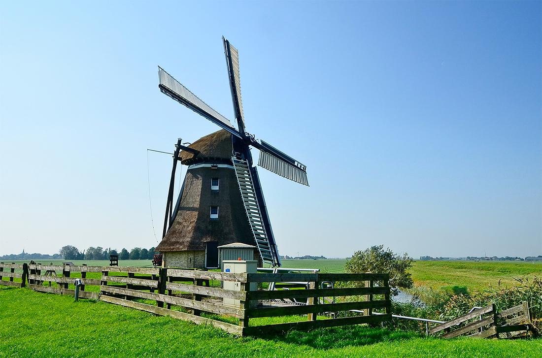 1, Molen 10235 Aylvapoldermolen (Burgwerd / Burchwert), Bernd Käding (17-09-2014) | Database Nederlandse molens