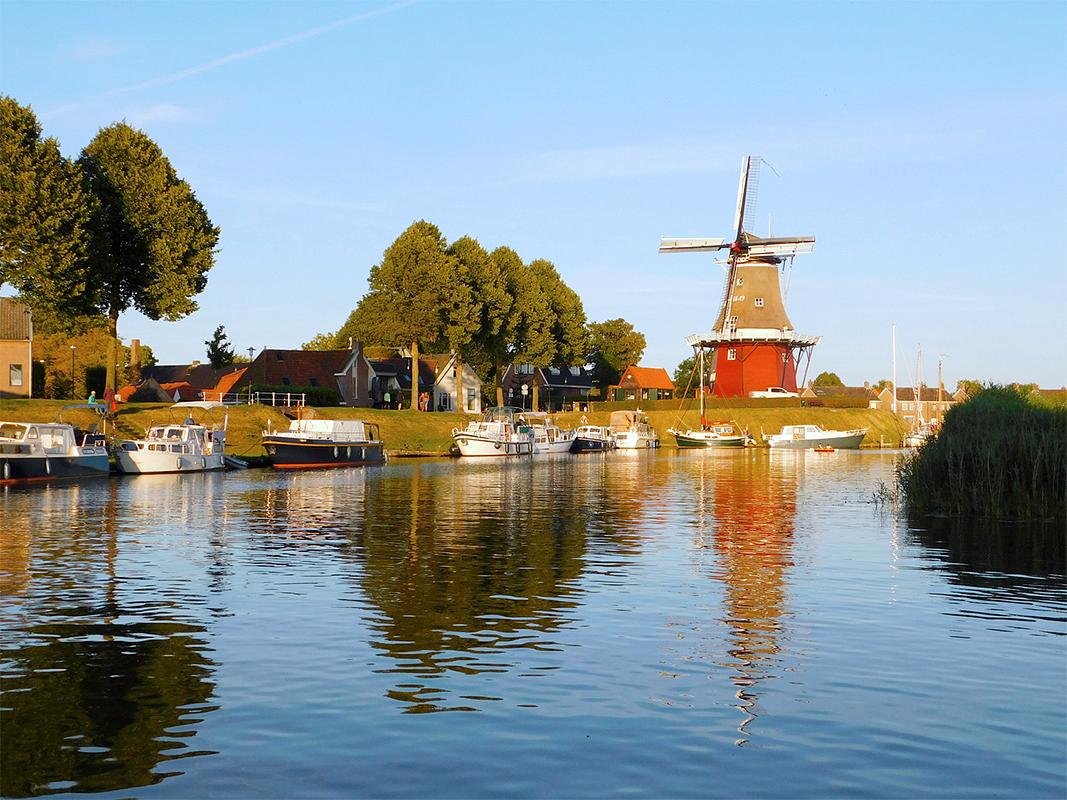 1, Molen 03246 De Hoop (Dokkum), Piet Glasbergen (7-7-2018) | Database Nederlandse molens