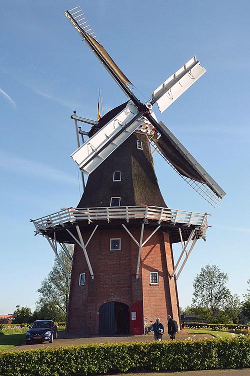 Molen 03247 Zeldenrust (Dokkum), Martijn Scholtens (4-6-2013). | Database Nederlandse molens