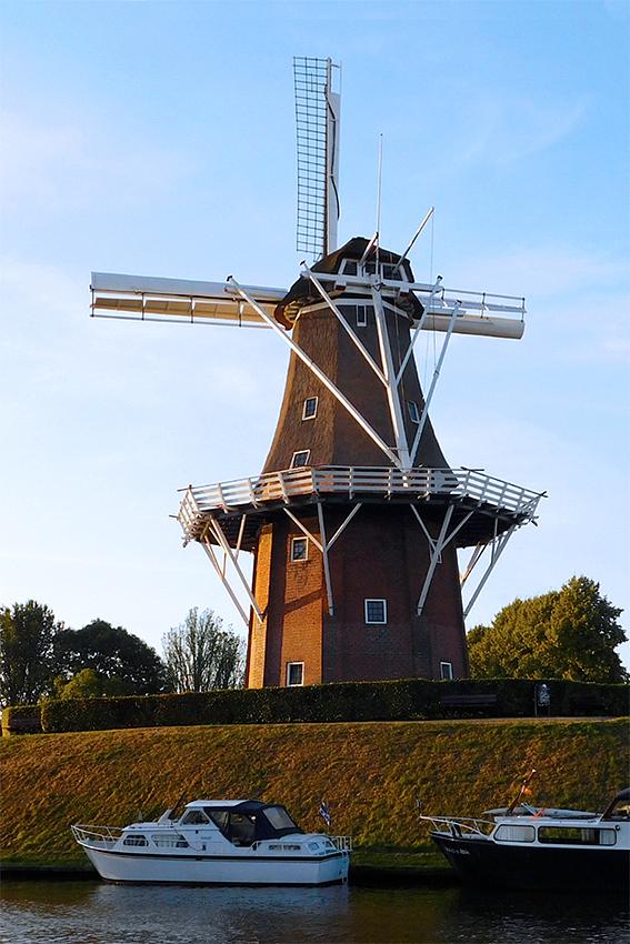 2, Molen 03247 Zeldenrust (Dokkum), Piet Glasbergen (7-7-2018) | Database Nederlandse molens