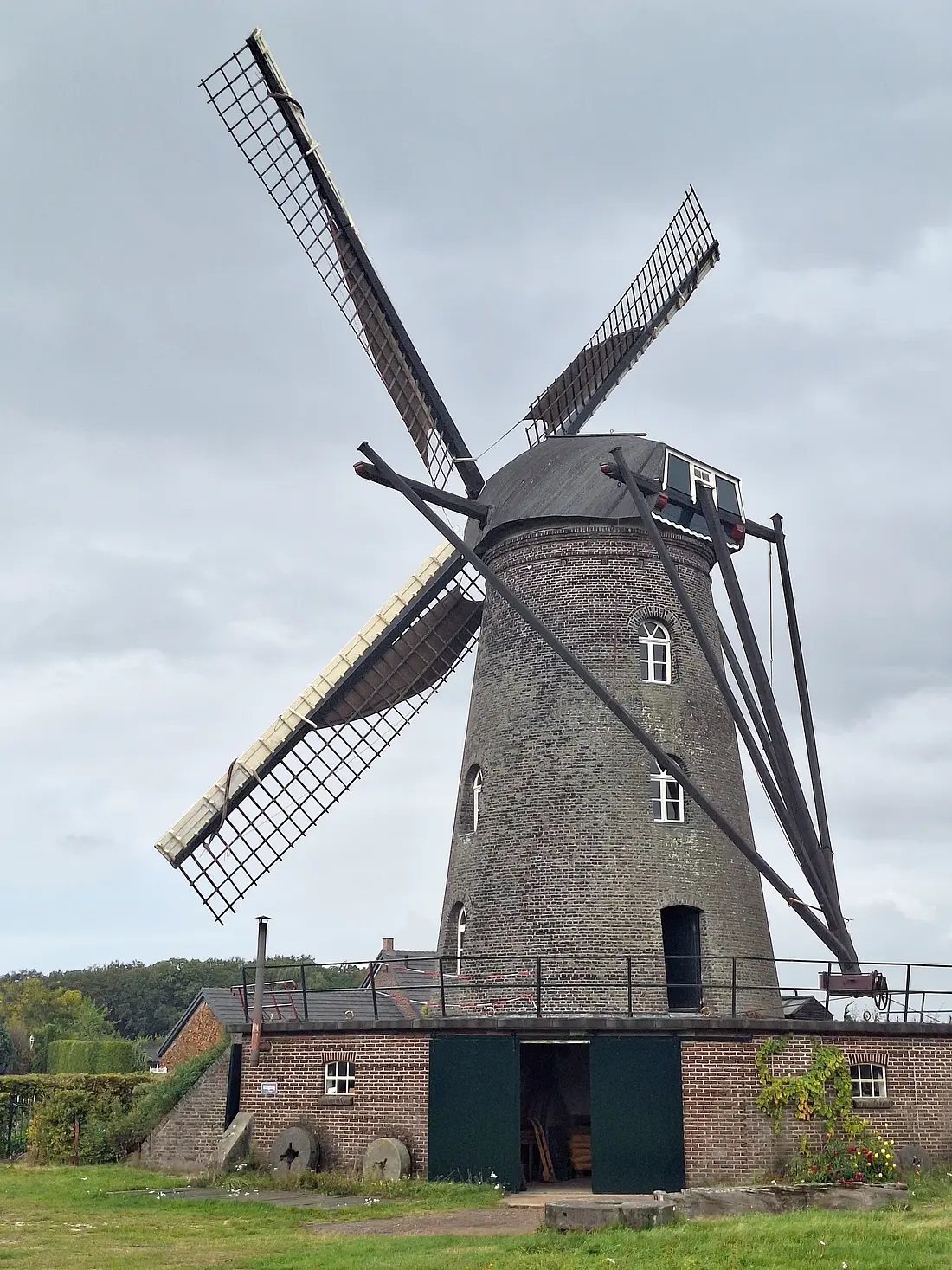 2, Molen 03508 Sint Petrus (Roggel / Nijken), Jay Verkerk (05-10-2025)&nbsp; | Database Nederlandse molens
