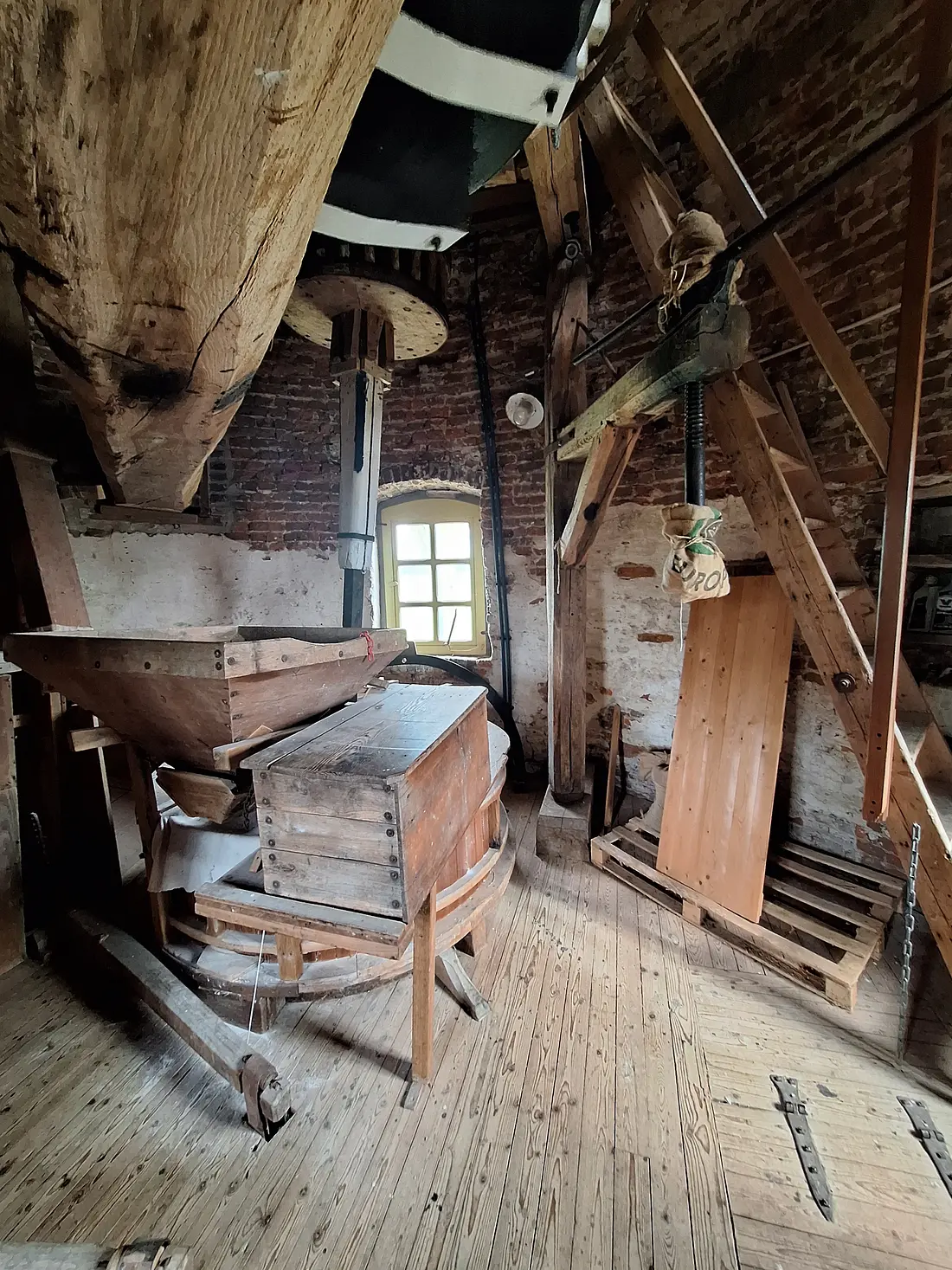 14, Molen 00183 Sint Anna (Tungelroy), Jay Verkerk (05-10-2025)&nbsp; | Database Nederlandse molens