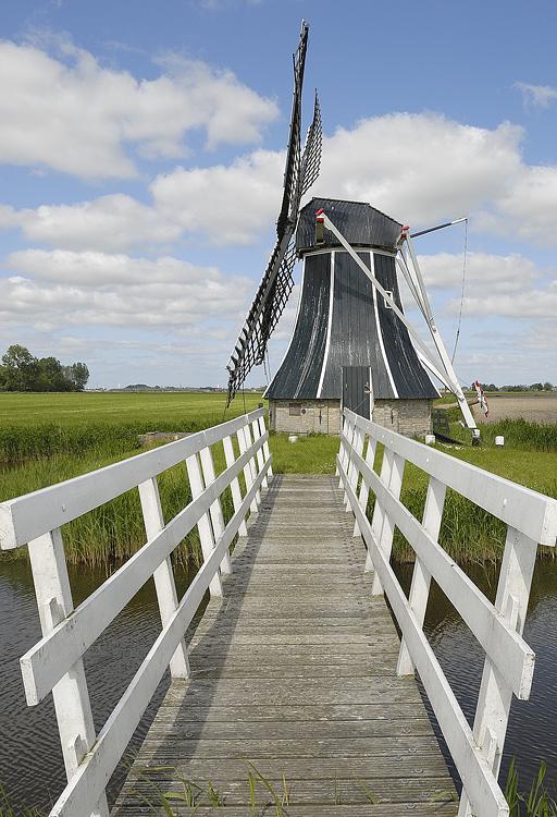 3, Molen 03006 De Hatsumermolen (Dronrijp / Dronryp), Chris van Gijs (15-5-2014) | Database Nederlandse molens