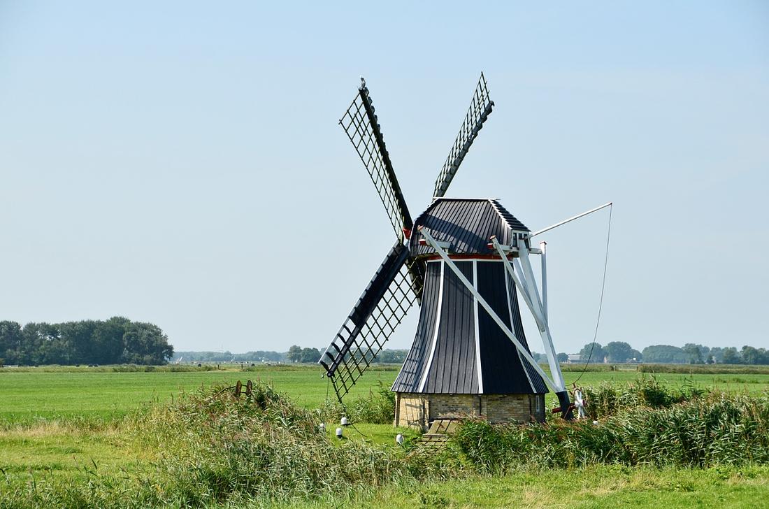 4, Molen 06436 De Gans (Ezumazijl / Iezumasyl), Bernd Käding  (27-8-2016) | Database Nederlandse molens